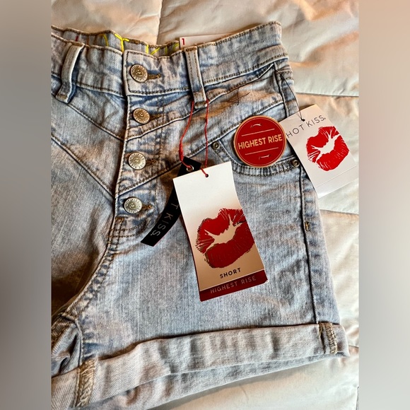 NWT Hot Kiss light blue denim shorts. Highest rise juniors size 1. - Picture 5 of 7